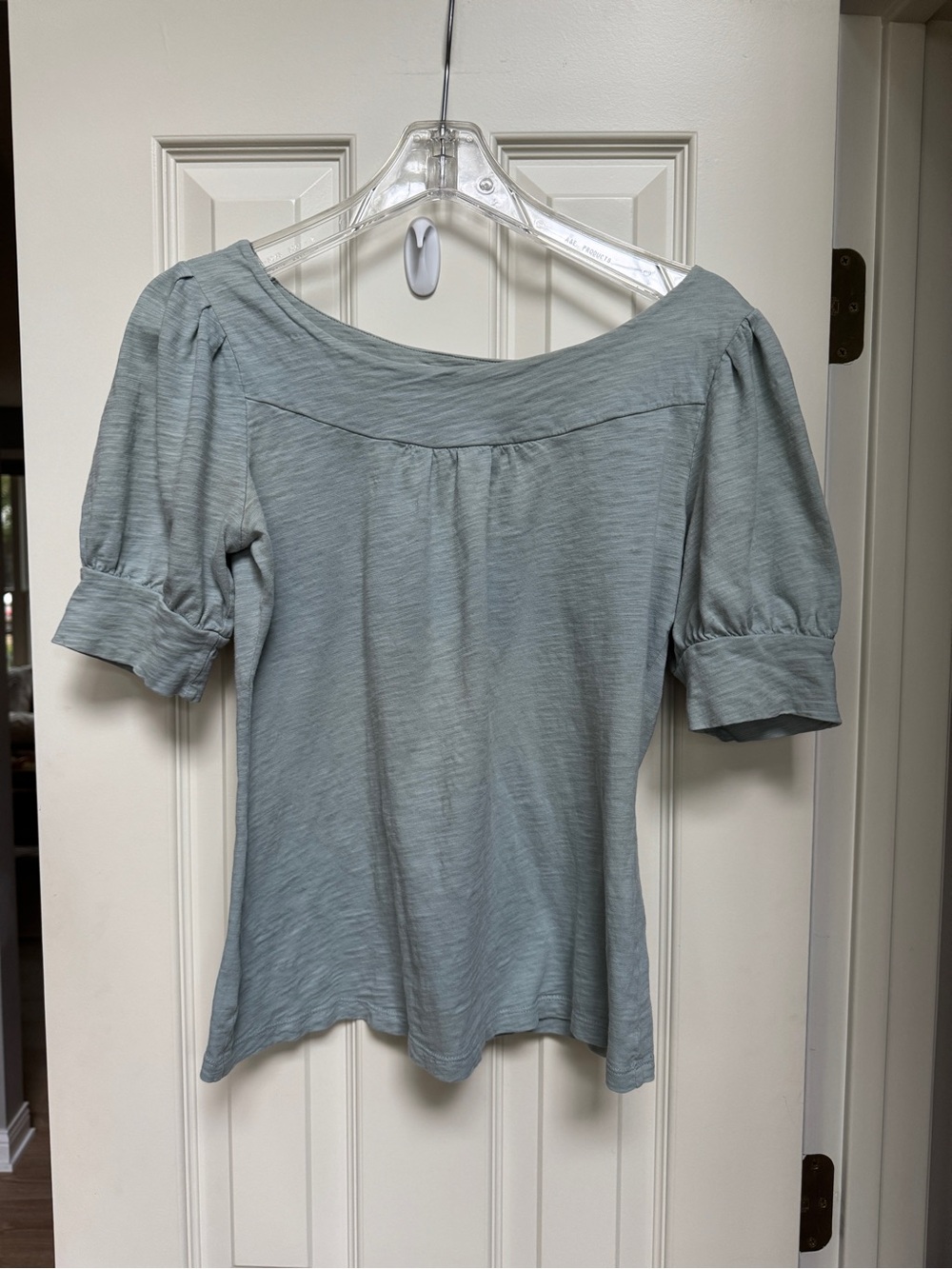 LOFT Light Sage Short-Sleeve Puff-Sleeve Top
